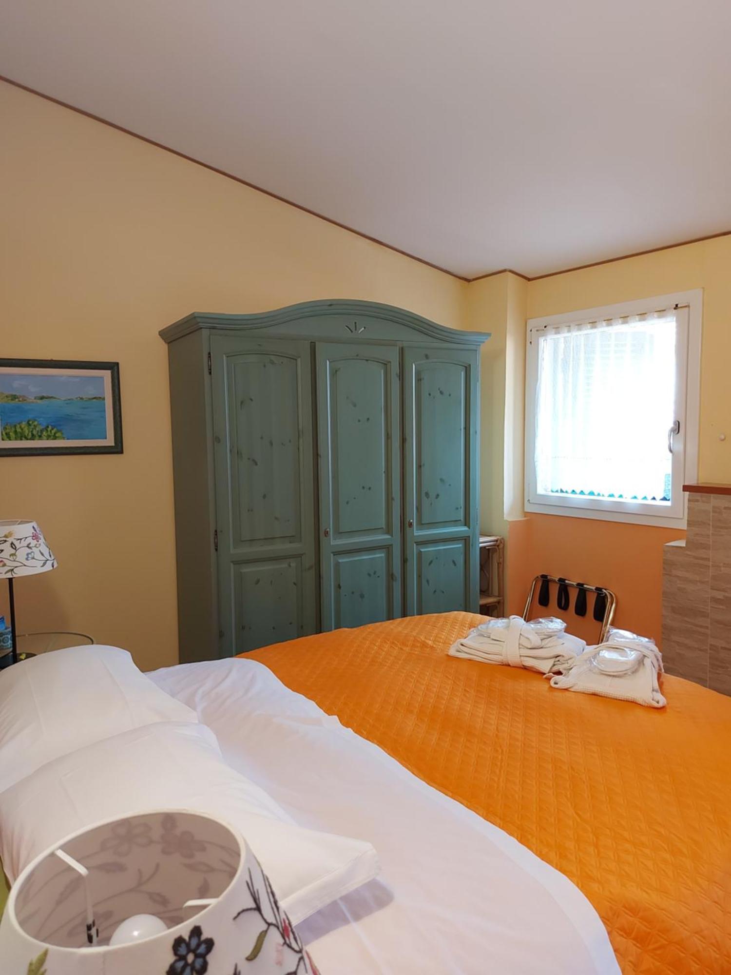 B&B Dei Doria & Suite Дольчеаккуа Екстер'єр фото